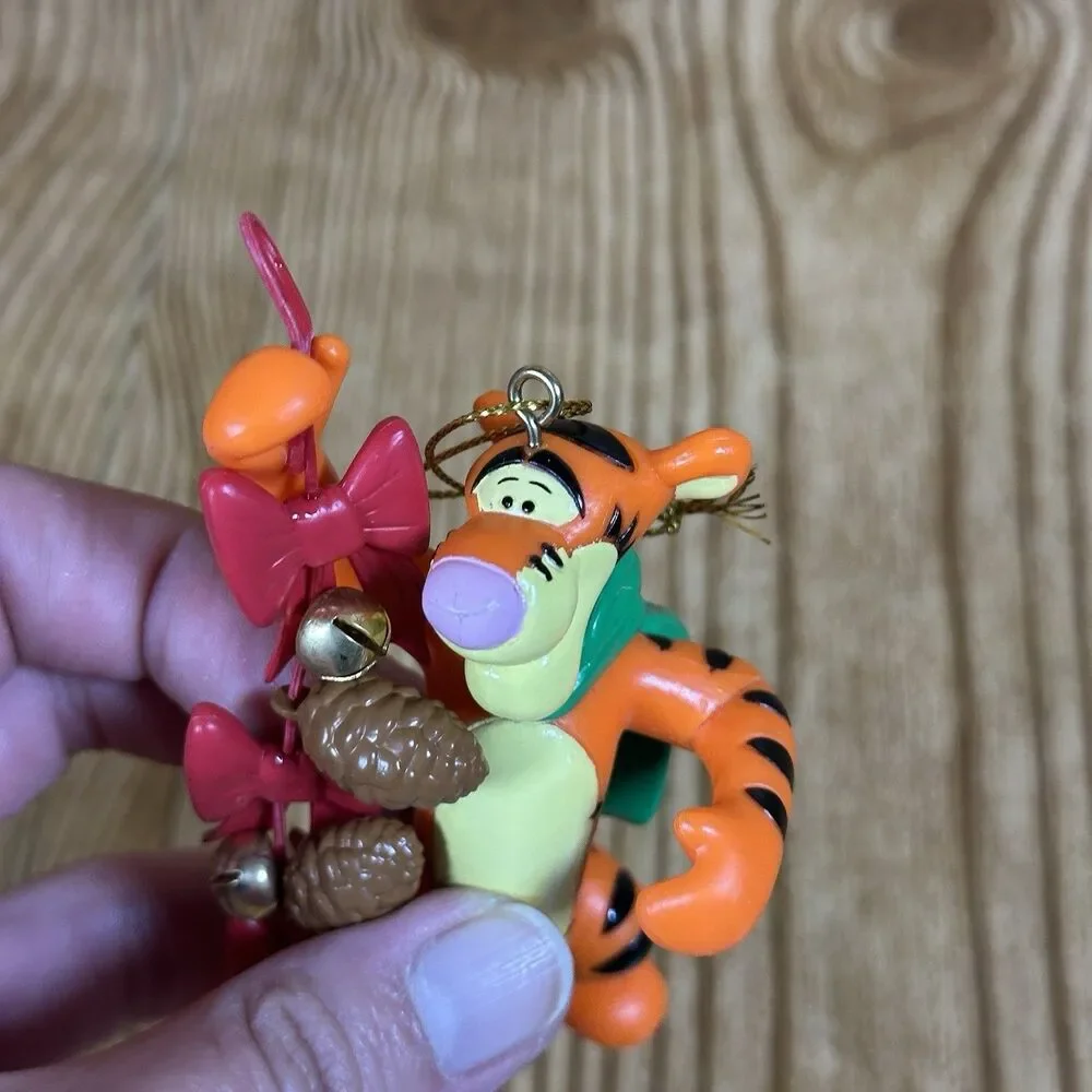 Disney Tigger Christmas‎ Ornament Acorns Winnie the Pooh 3.5